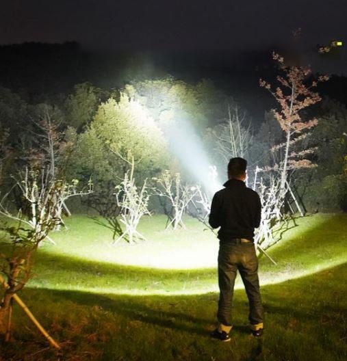 Super Tactische Zaklamp Zoom - De krachtigste ter wereld