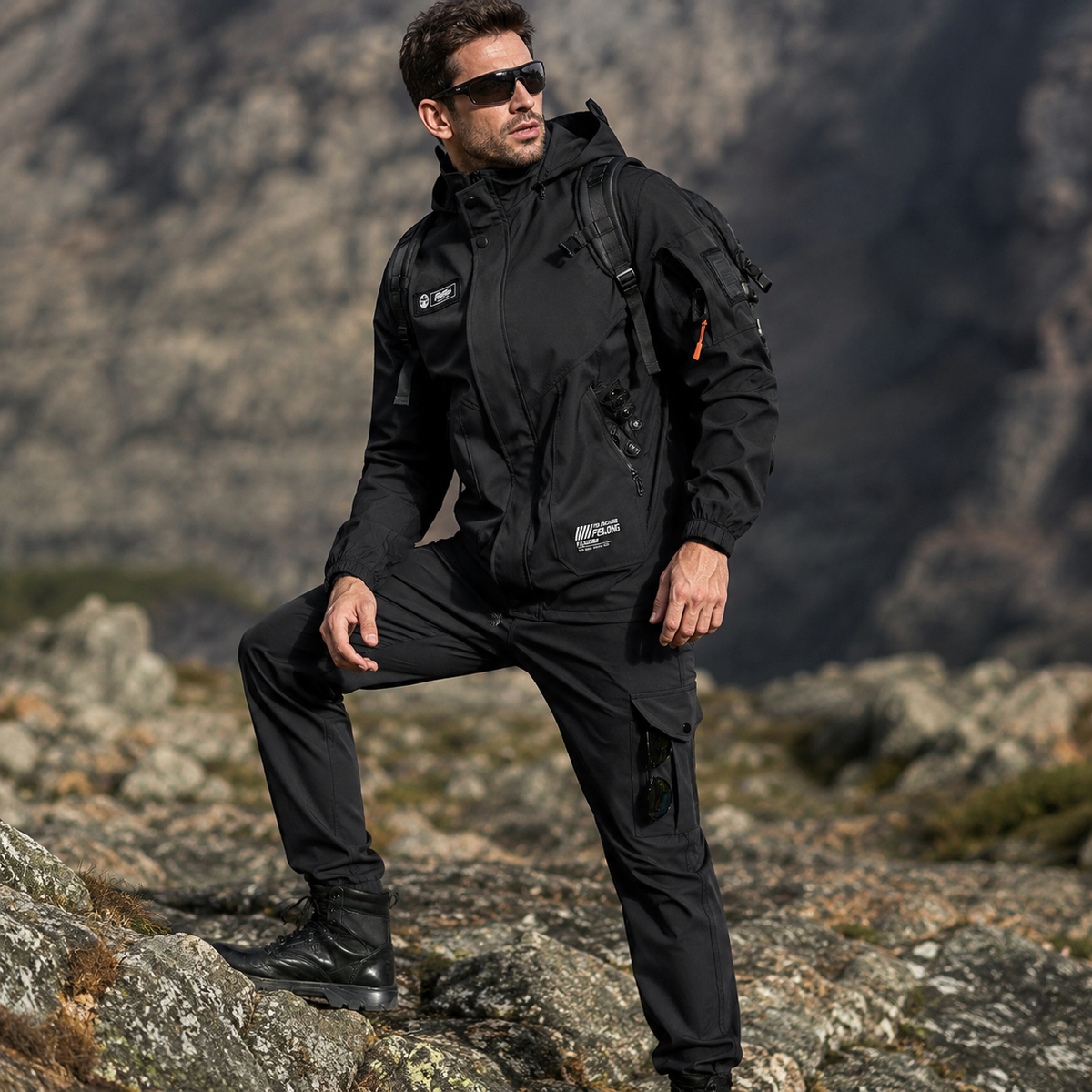 Tactische softshell werkkledingset voor heren – Jas en cargobroek met meerdere zakken