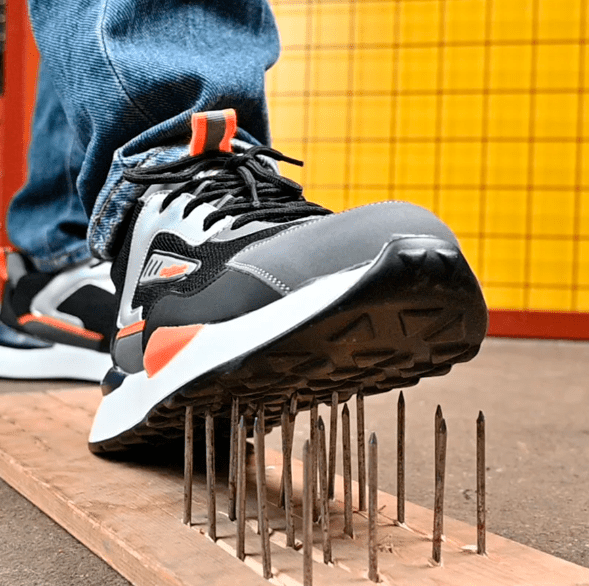 IronGuard – Lichte veiligheidsschoenen met teenbescherming